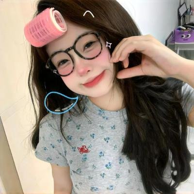 追梦的黎族女娃娃